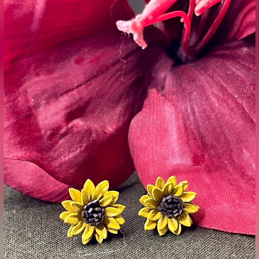 HAND-CARVED WOOD FLOWER EARRINGS